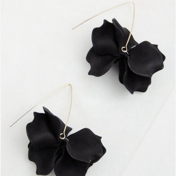 Torrid Black Petal Drop Earrings - Picture 3 of 6
